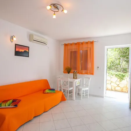 Island Breeze M شقة