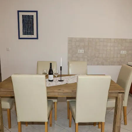 Apartman Island Breeze M - Zf Hvar