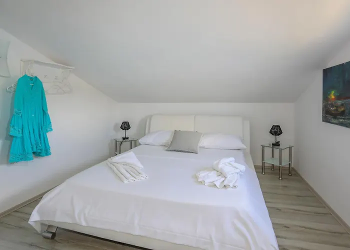 Island Breeze M - Zf Hvar