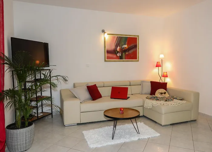 Island Breeze M - Zf Hvar *