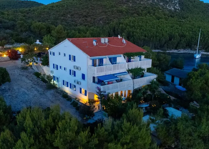 Island Breeze M - Zf Hvar Hvar Town