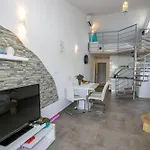 Island Breeze M Apartamento *