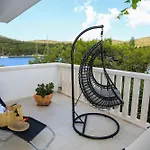Island Breeze M Apartamento Hvar Town