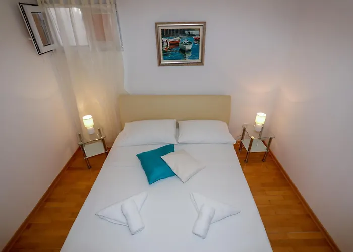 Island Breeze M - Zf Hvar Hvar Town